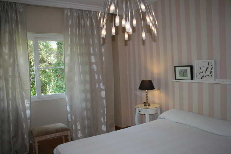 Aparthotel Th Aravaca Madrid Exterior foto